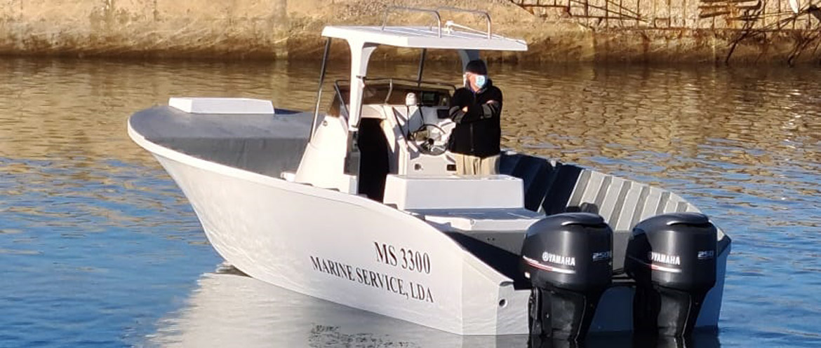 MS Series 3300 Boat